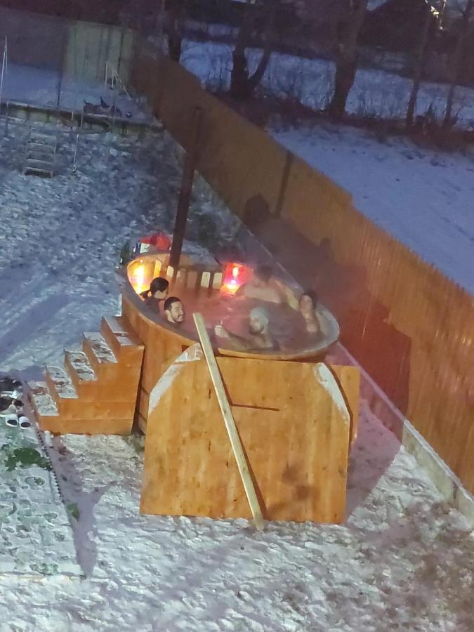 ホテル Casa Luca Sîmbăta de Sus エクステリア 写真